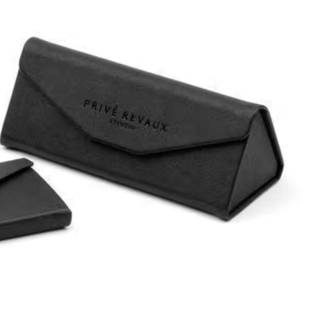 Prive Revaux Sunglass/Glasses case & cloth